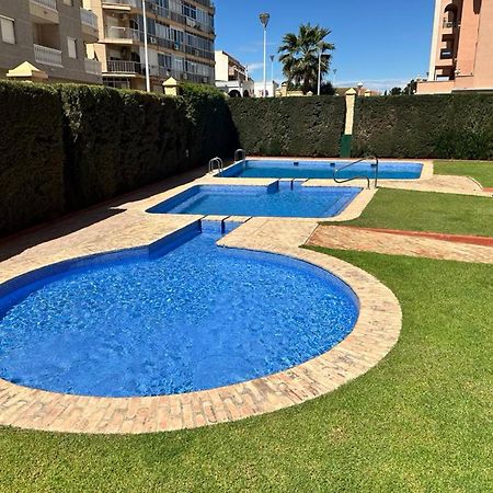 Beach Apartament In Torrevieja Bagian luar foto